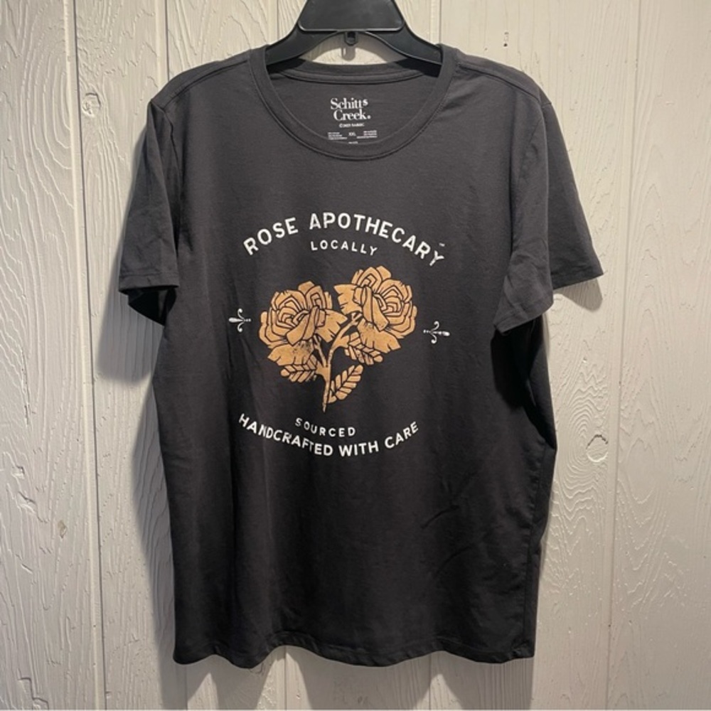 Schitt’s Creek “Rose Apothecary” Women’s T-Shirt